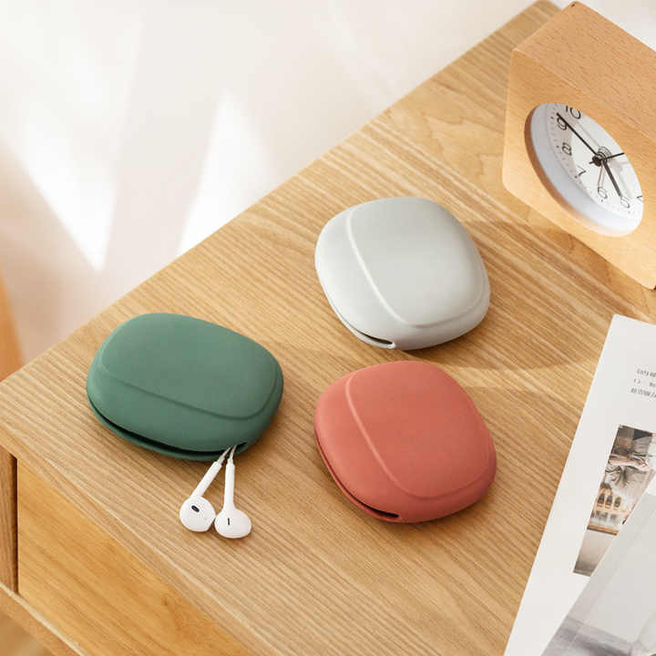 Portable Silicone Earphone and Cable Organizer Case